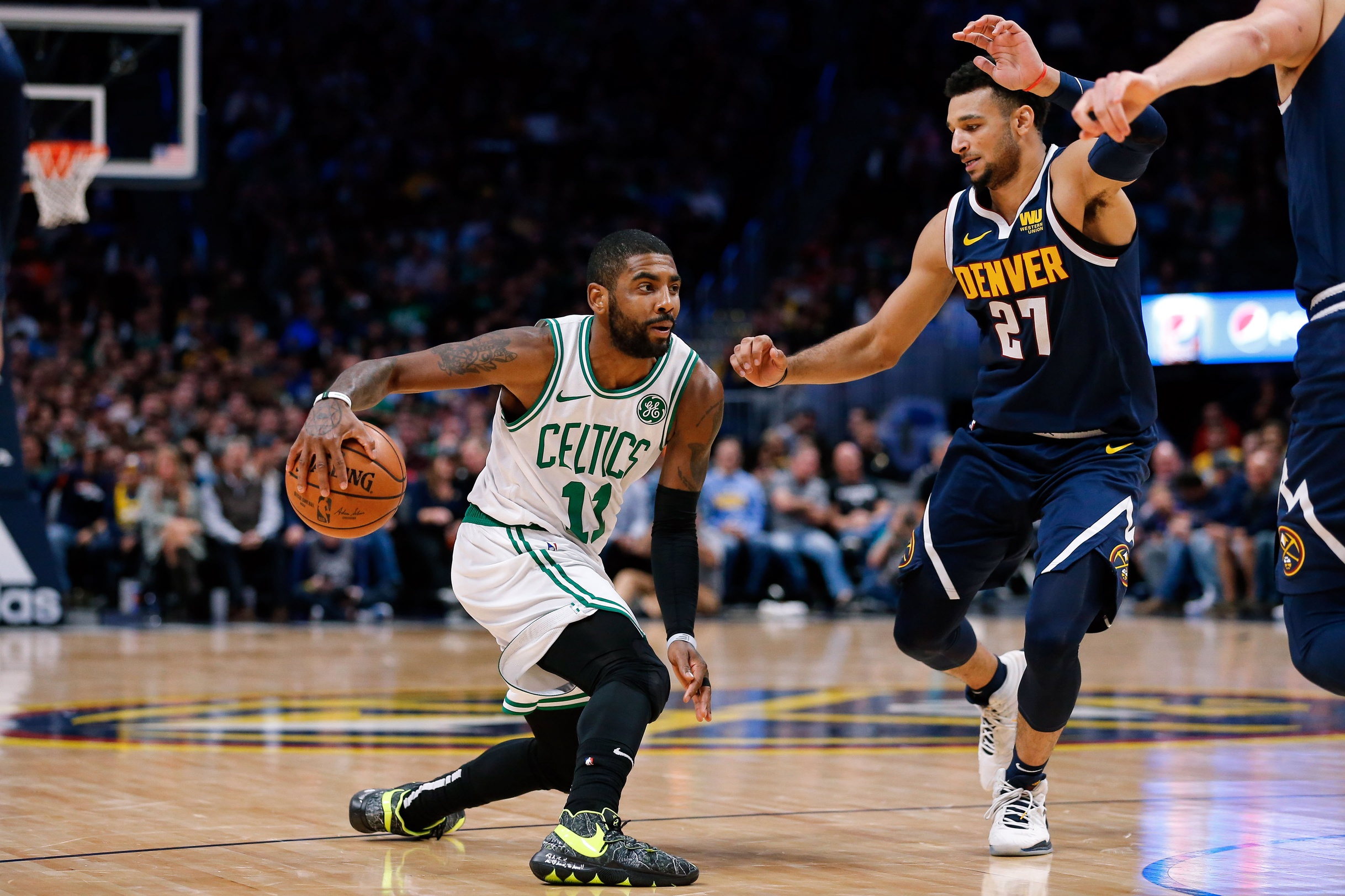 友博中国 -转折点！波士顿凯尔特人强势反弹，足总杯清晨攻防权衡，质疑声仍在，团队化学反应显著 