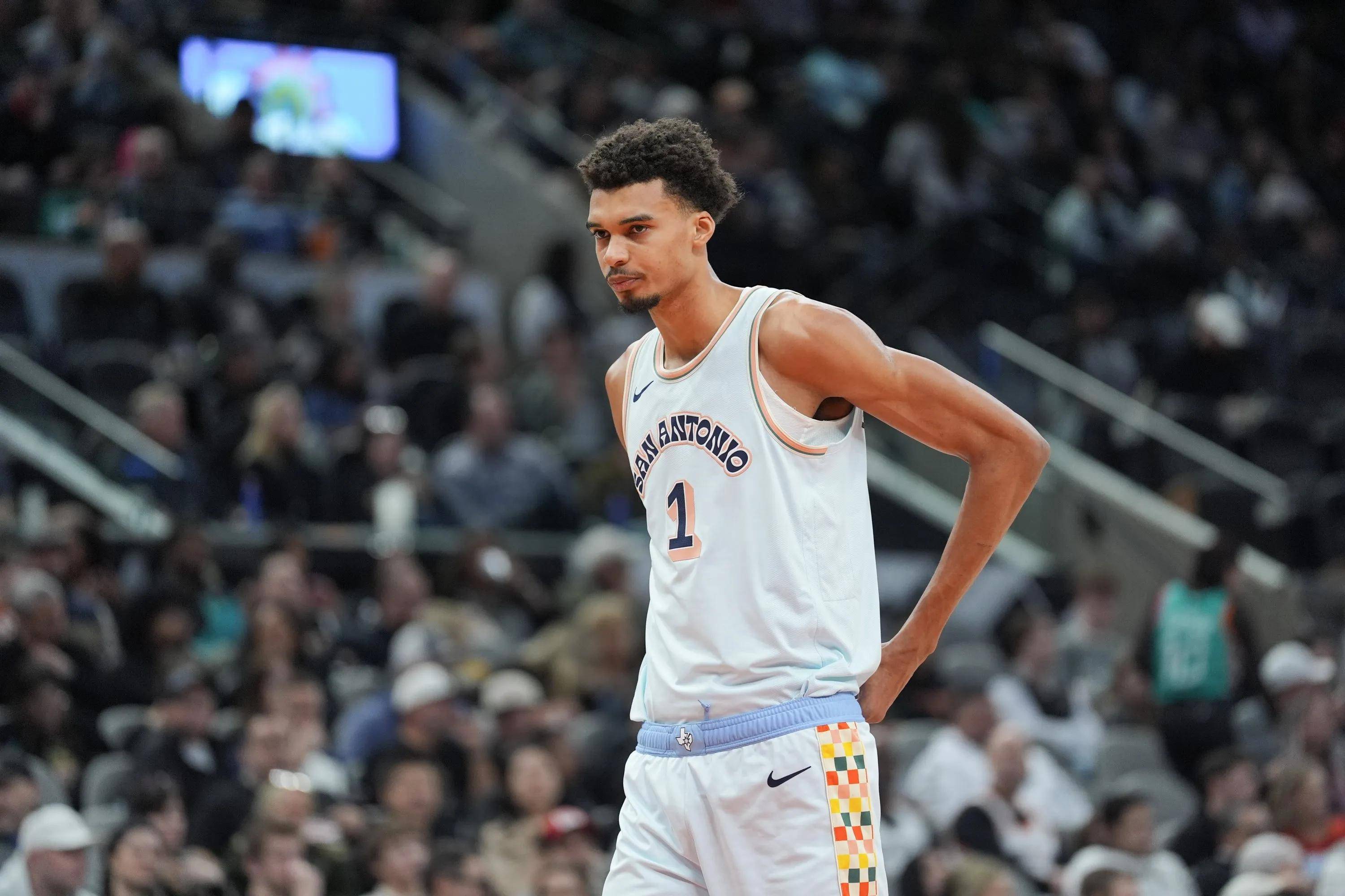 友博网站 -法兰克福赛前外线爆发；志在NBA季后赛名次提升；媒体盛赞；赛季目标并未改变的简单介绍